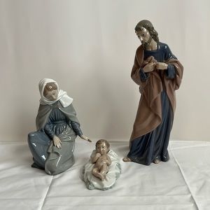 NAO Nativity Set by LLADRO